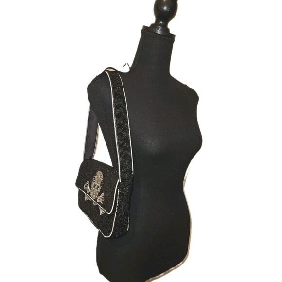 Viral Black Beaded Skull & Crossbones Shoulder Bag Made In India 9.5x6.5 - Picture 2 of 11